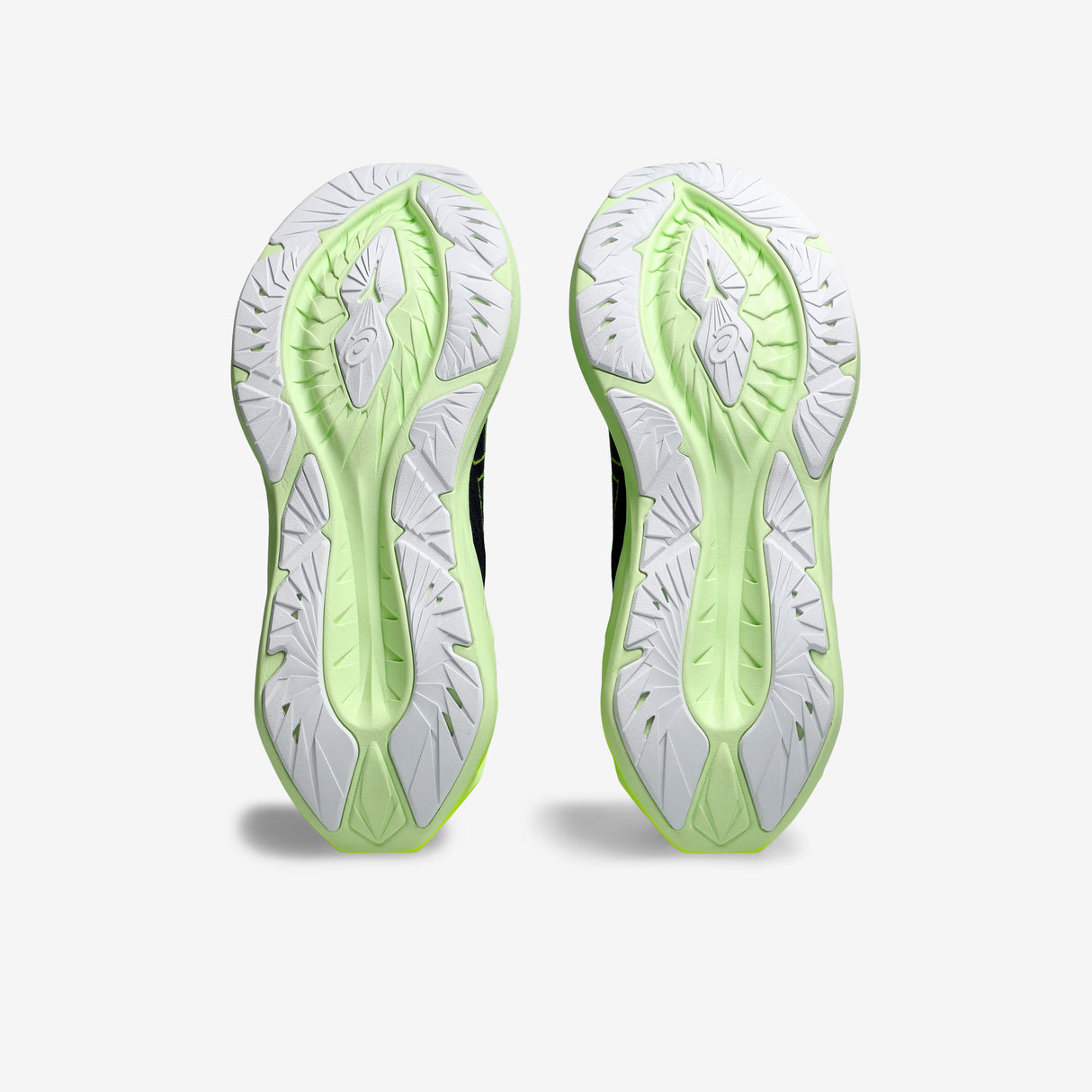 Asics - Novablast 4 - Large - Homme