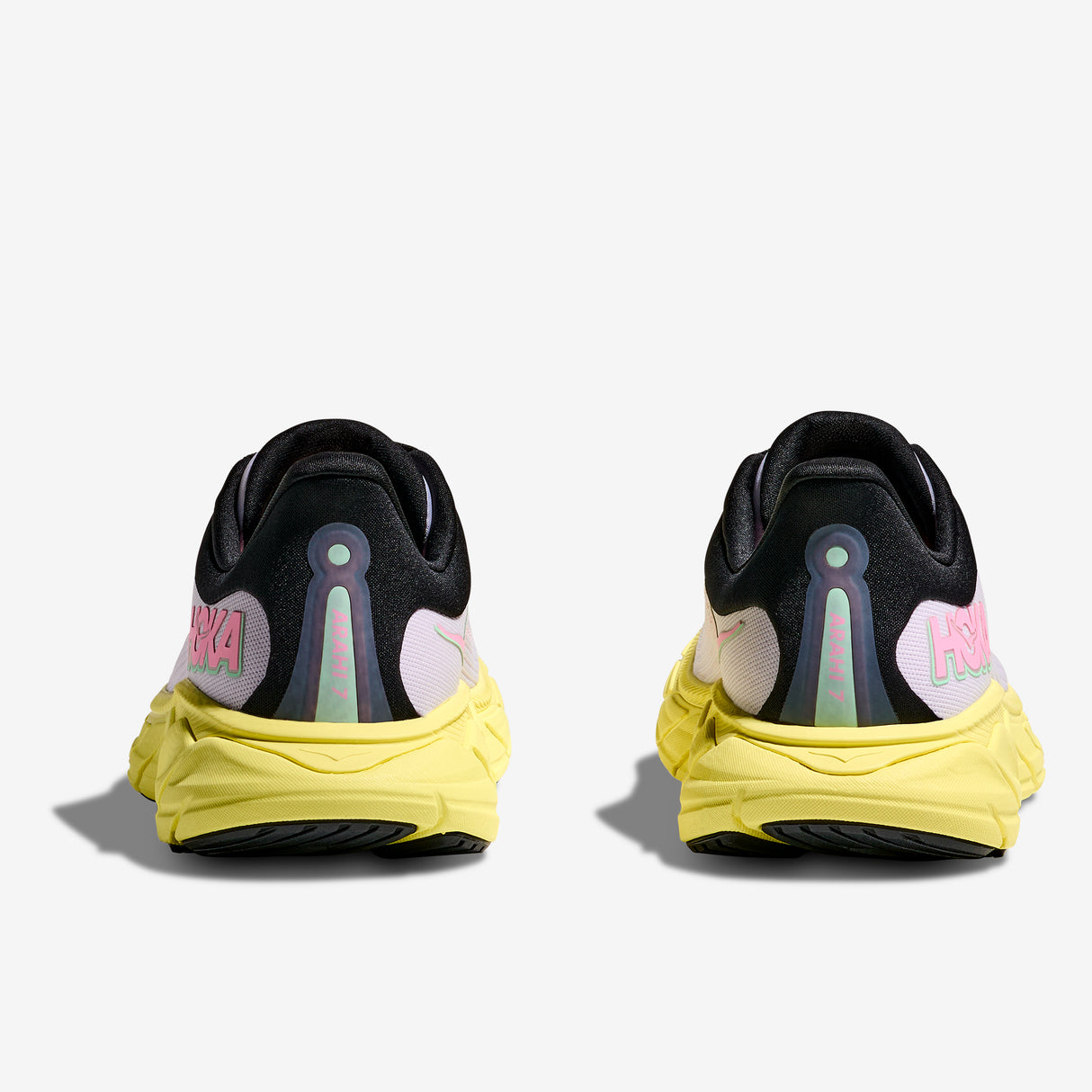 Hoka - Arahi 7 - Women