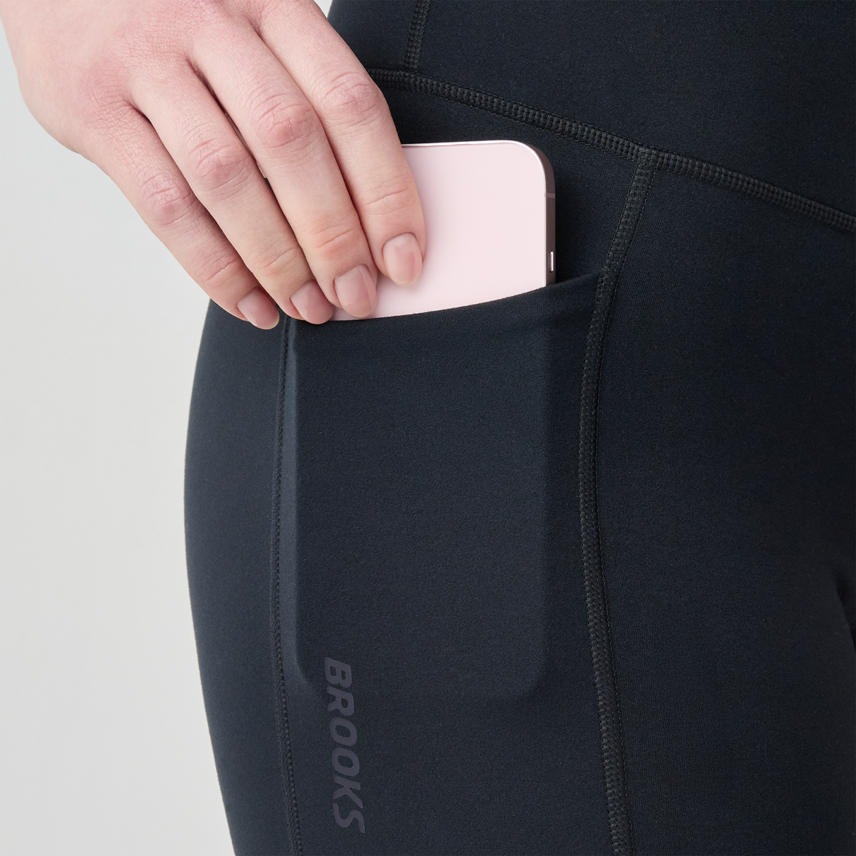 Brooks - Chaser 7" Short Tight - Femme