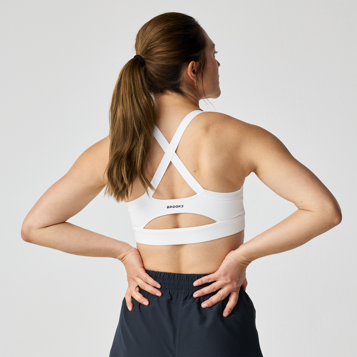 Brooks - Luxe Strappy Bra