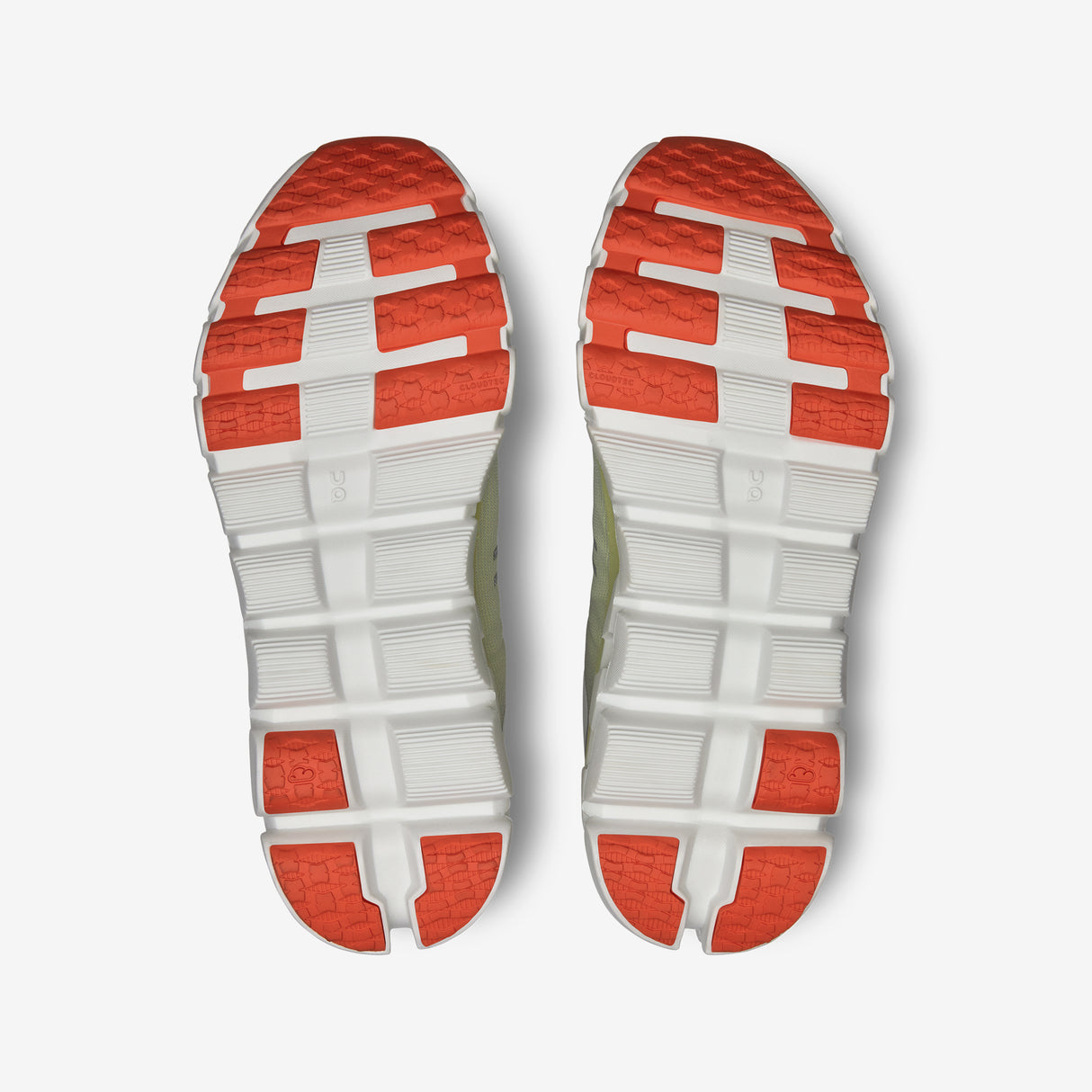 On - Cloudflow 4 - Femme