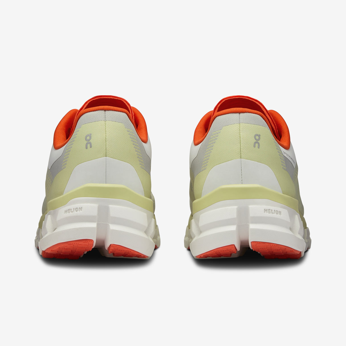 On - Cloudflow 4 - Femme