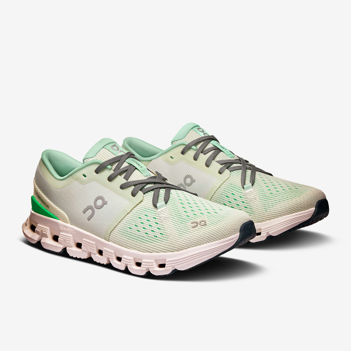 On - Cloud X 4 - Women