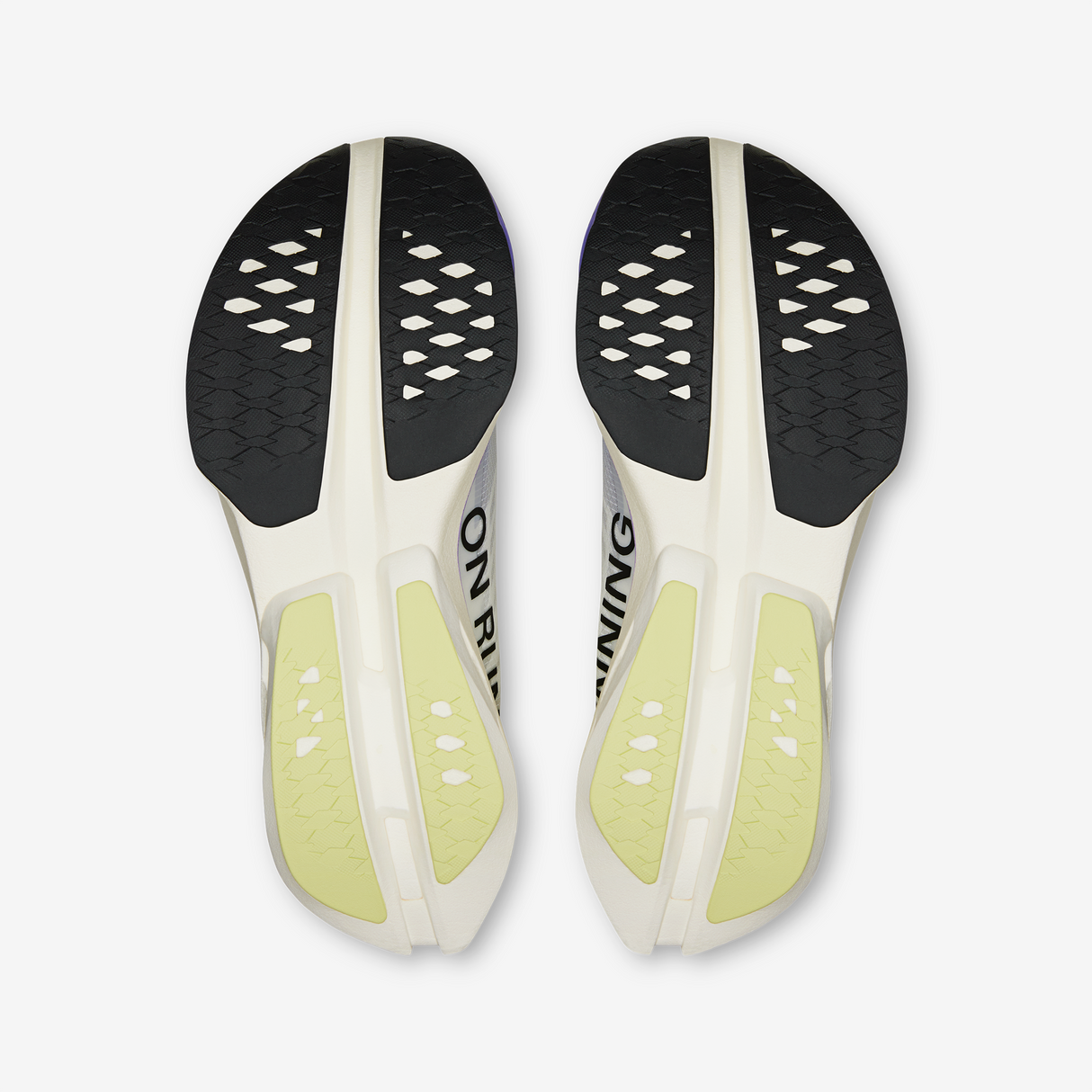 On - Cloudboom Strike - Women