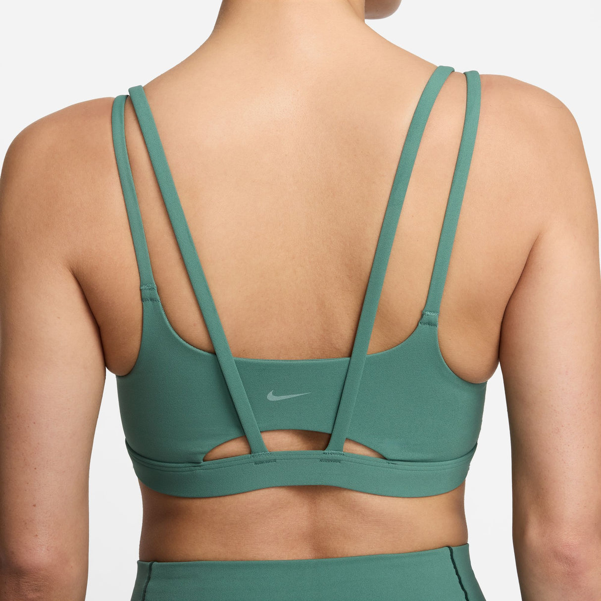 Nike Women's Alate Trace Light-Support Padded Strappy Sports Bra