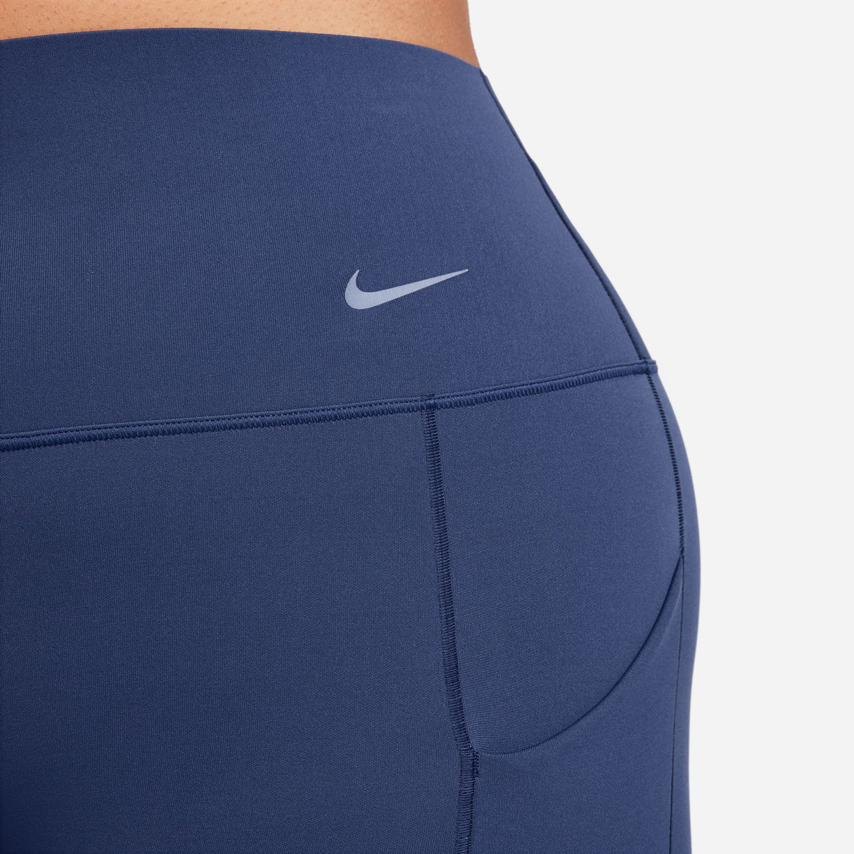 Nike - Universa Medium-Support High-Waisted 7/8 Leggings with Pockets - Femme