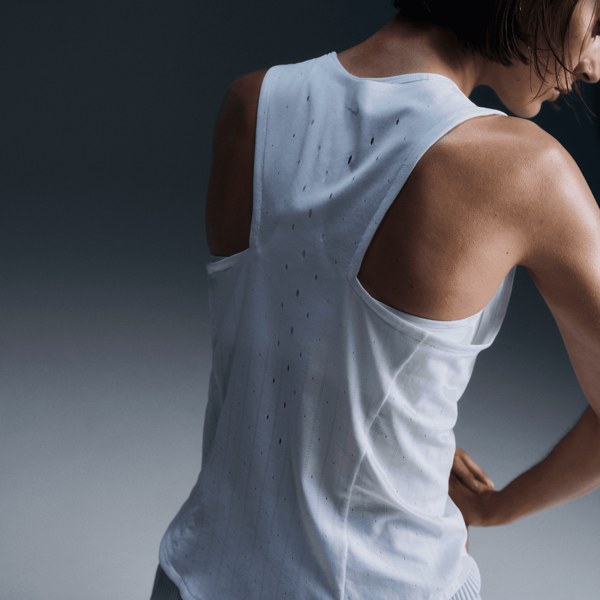 Nike - Dri-FIT ADV AeroSwift Running Singlet - Femme