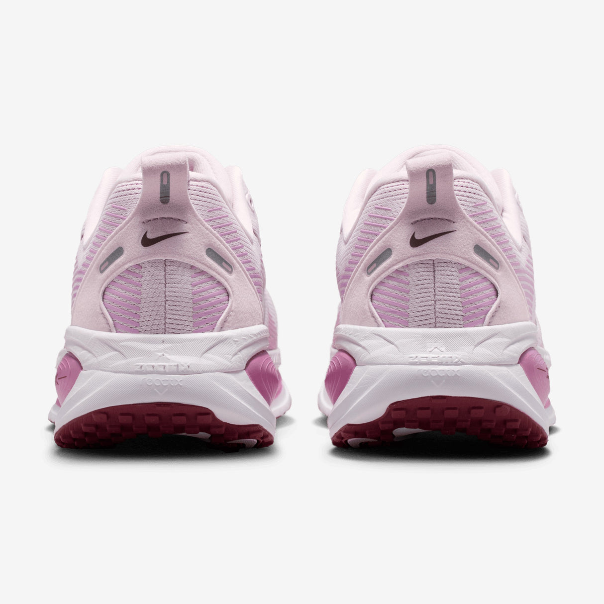 Nike - Vomero 18 - Femme
