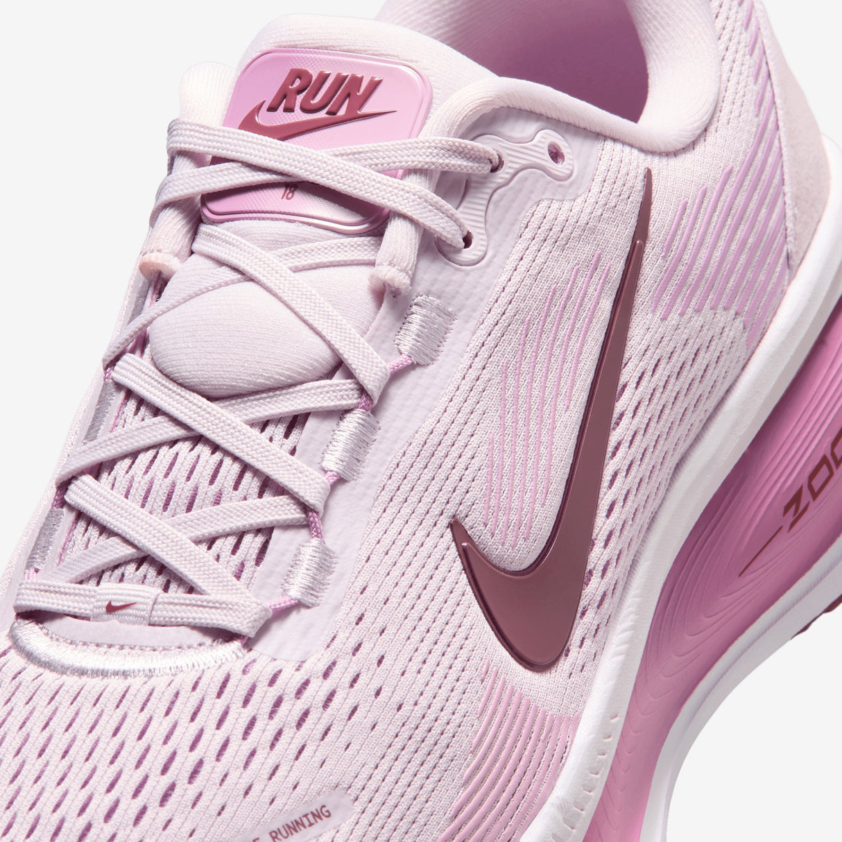 Nike - Vomero 18 - Femme