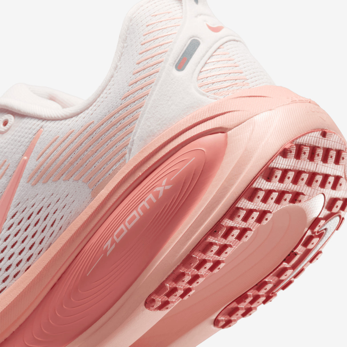 Nike - Vomero 18 - Femme