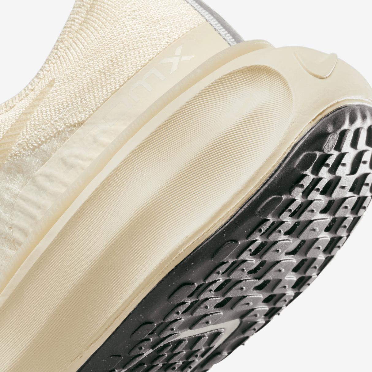 Nike - ZoomX Invincible Run Flyknit 3 - Homme