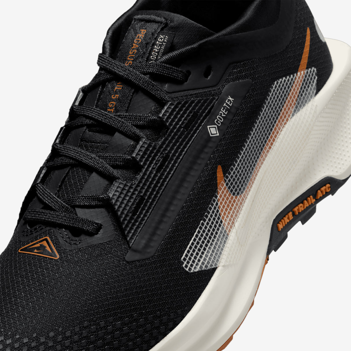 Nike - Pegasus Trail 5 Gore-Tex - Femme