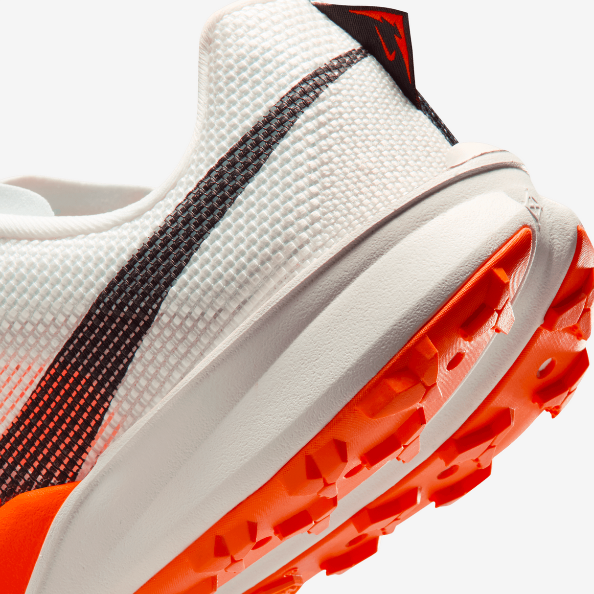 Nike - Kiger 10 - Unisexe