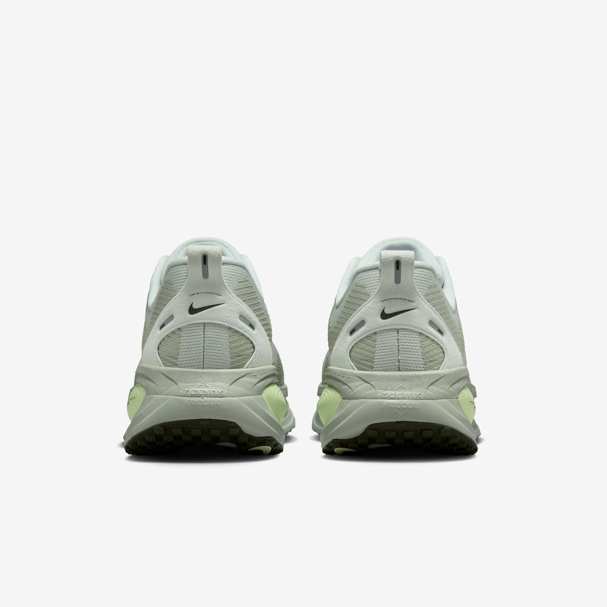 Nike - Vomero 18 - Homme