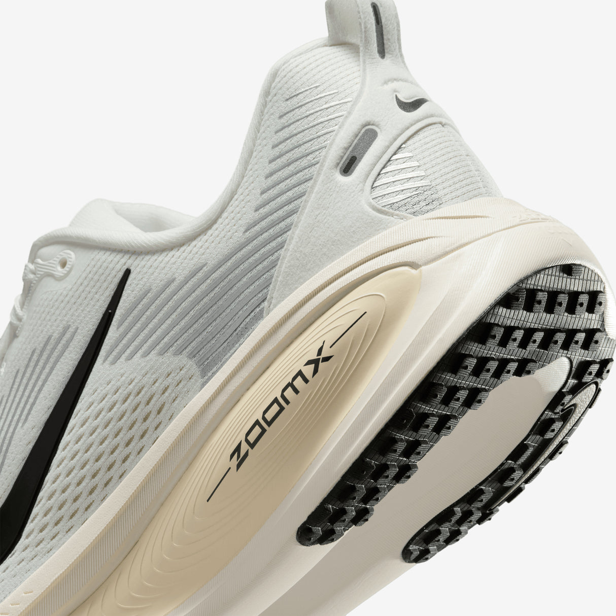 Nike - Vomero 18 - Homme