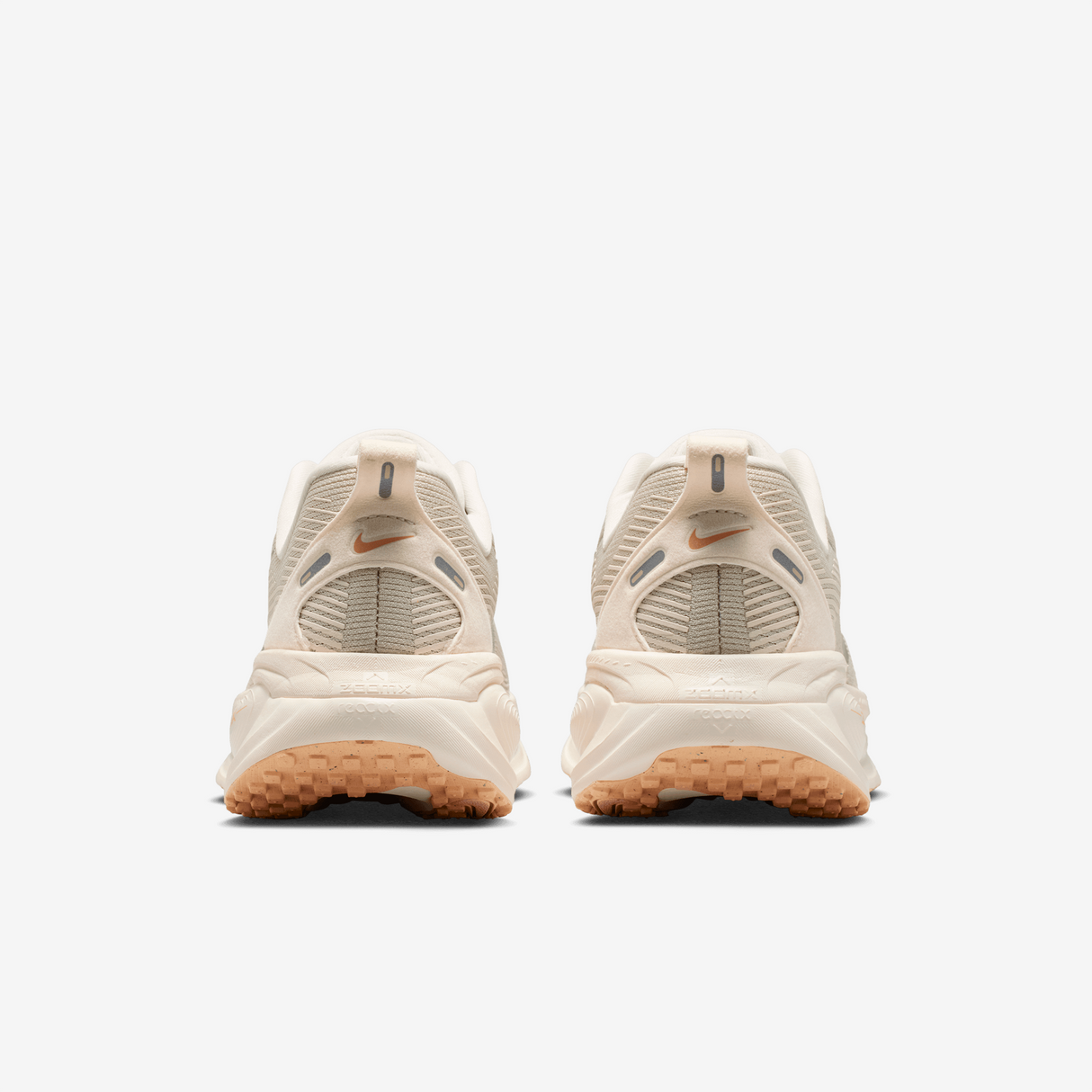 Nike - Vomero 18 - Femme