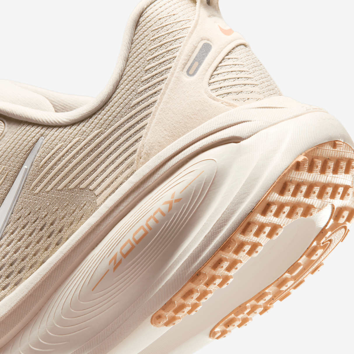 Nike - Vomero 18 - Femme