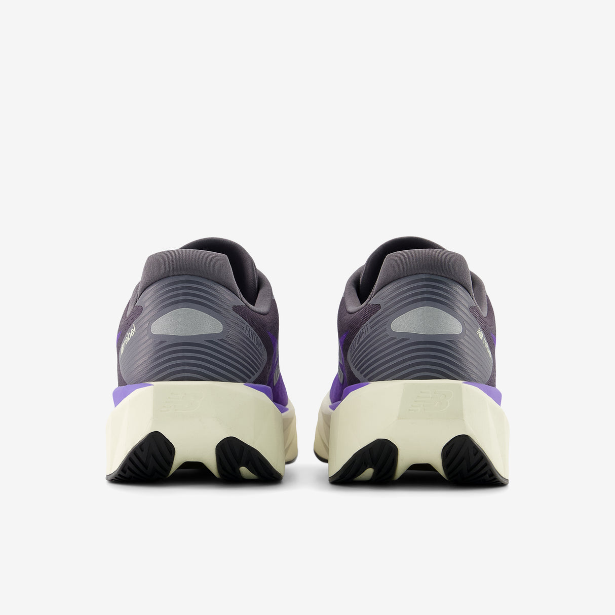 New Balance - FuelCell Rebel v5 - Homme