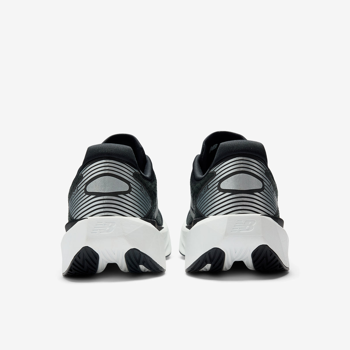 New Balance - FuelCell Rebel v5 - Homme