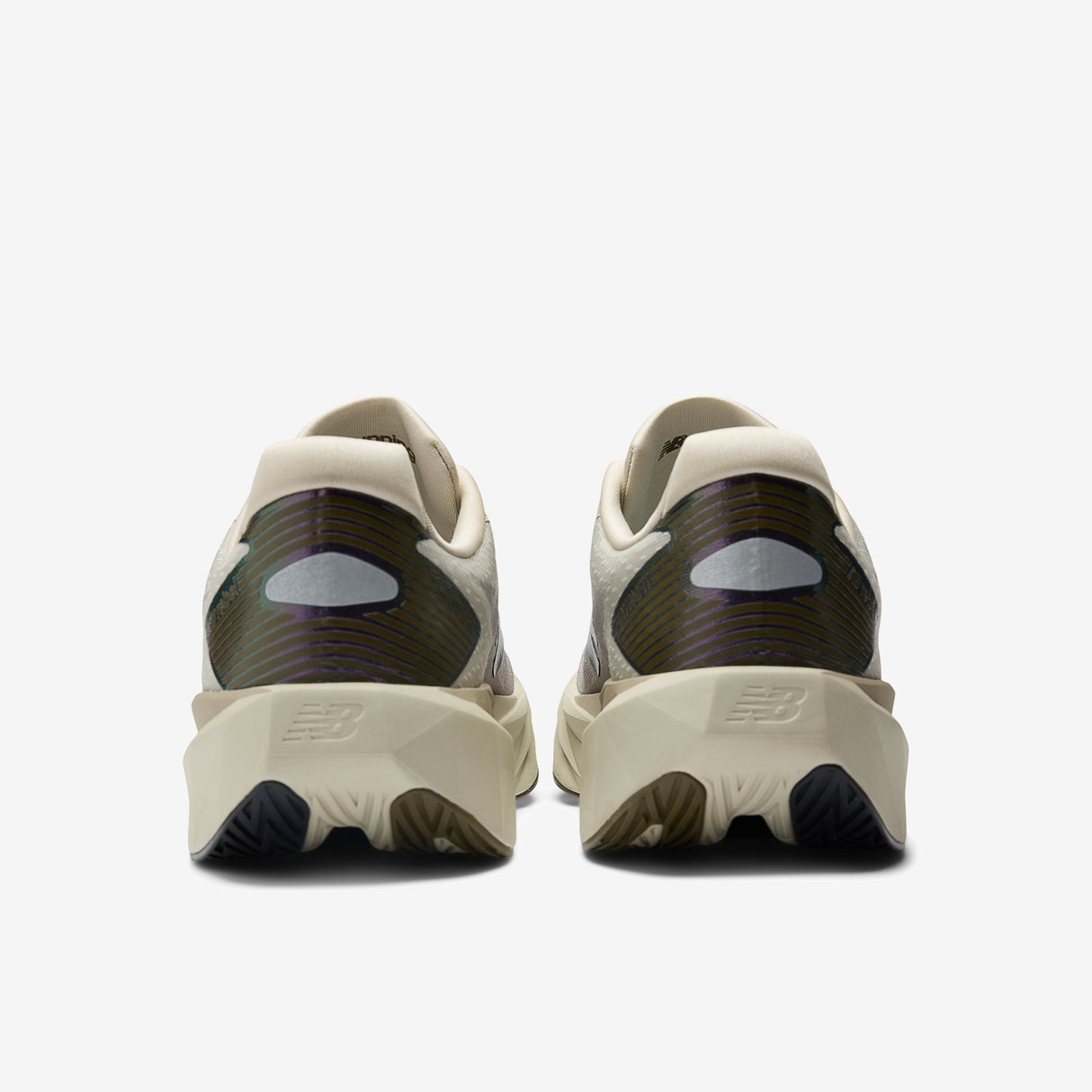 New Balance - FuelCell Rebel v5 - Homme