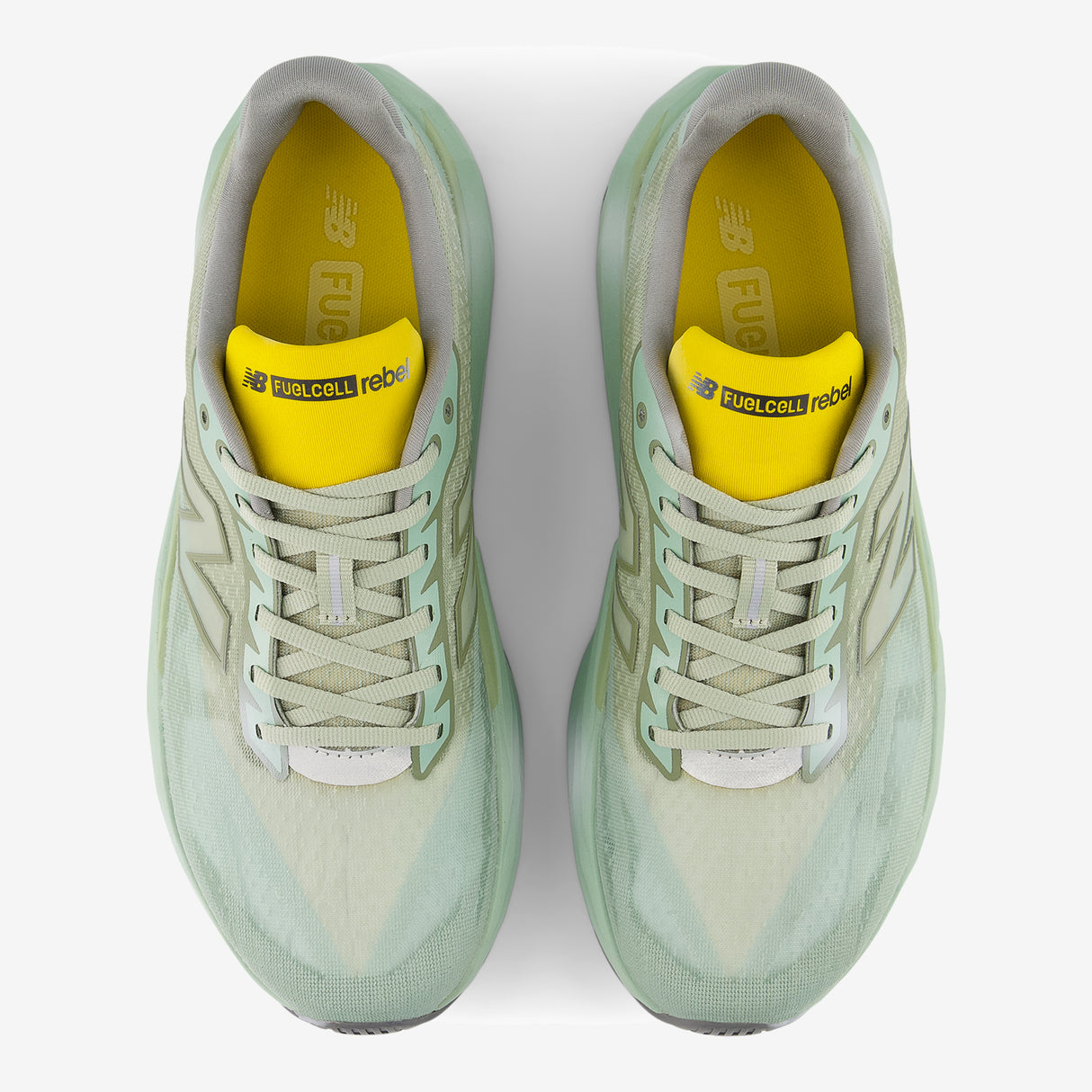 New Balance - FuelCell Rebel v5 - Homme