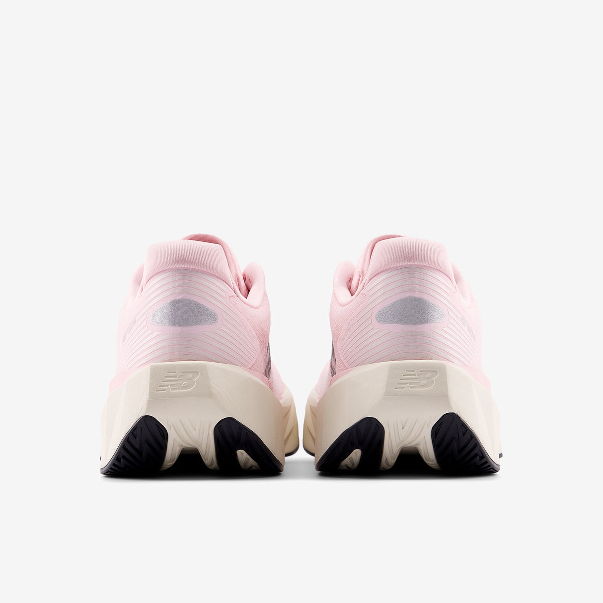 New Balance - FuelCell Rebel v5 - Large - Femme