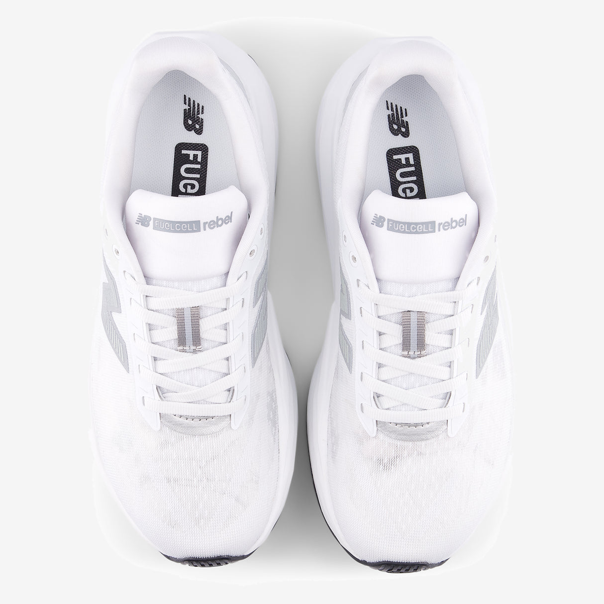 New Balance - FuelCell Rebel v5 - Large - Femme