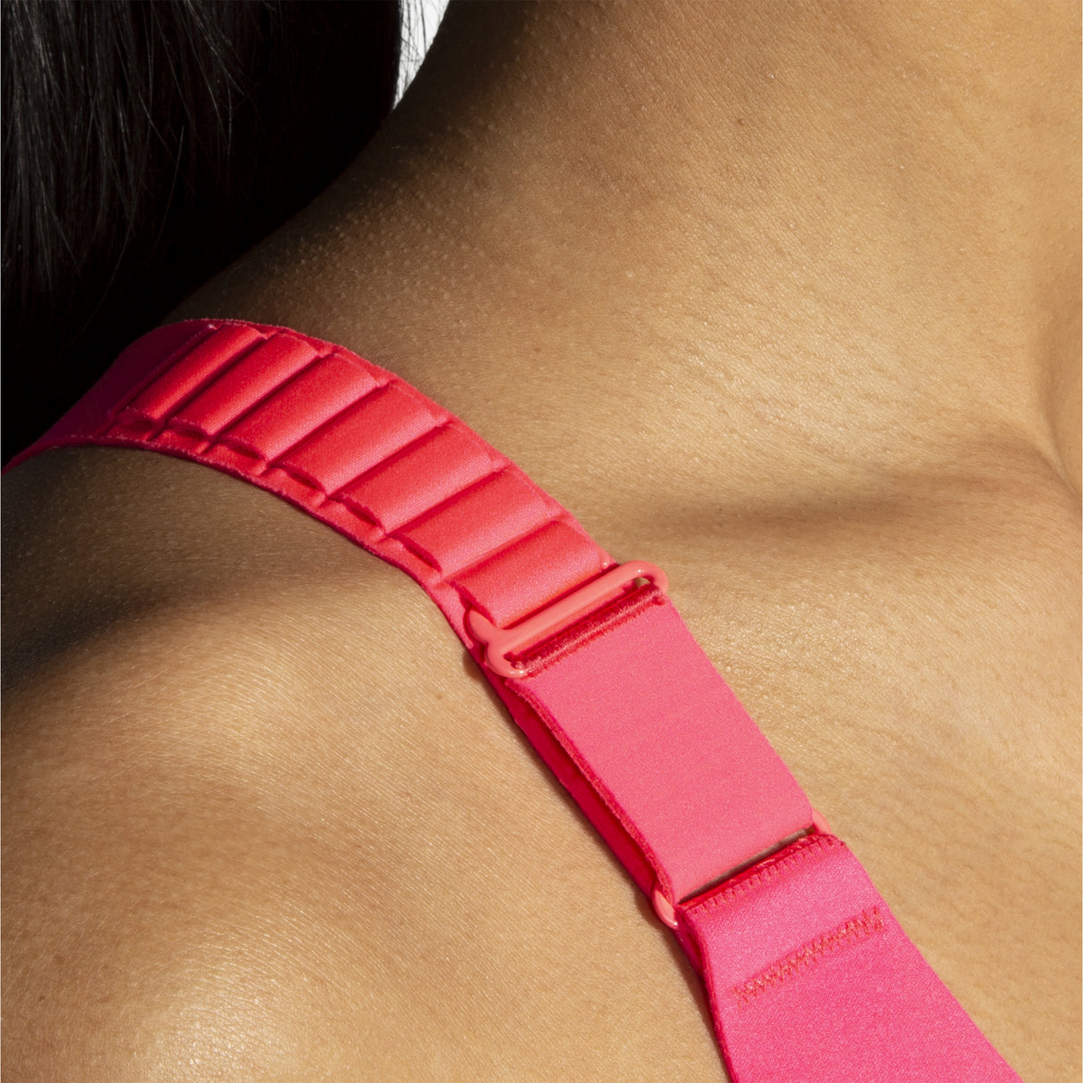 Brooks - Women's Dare Racerback Run Bra 2.0