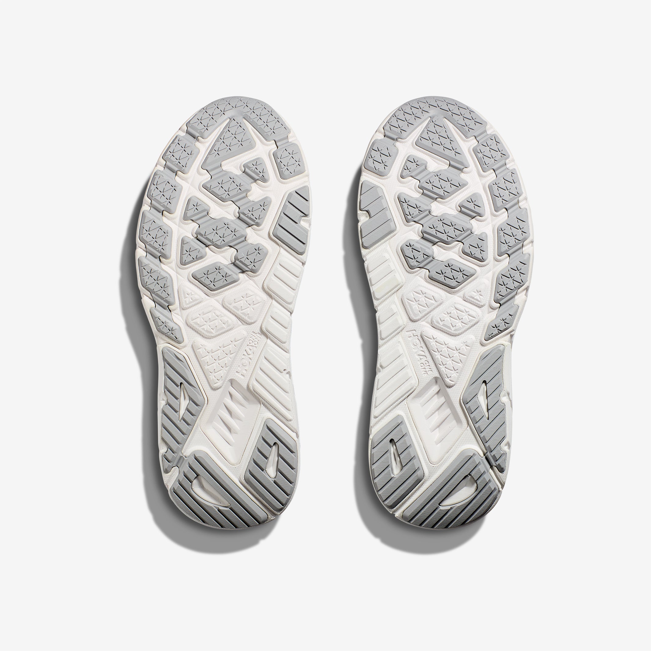 Hoka - Arahi 7 - Men – Le coureur nordique