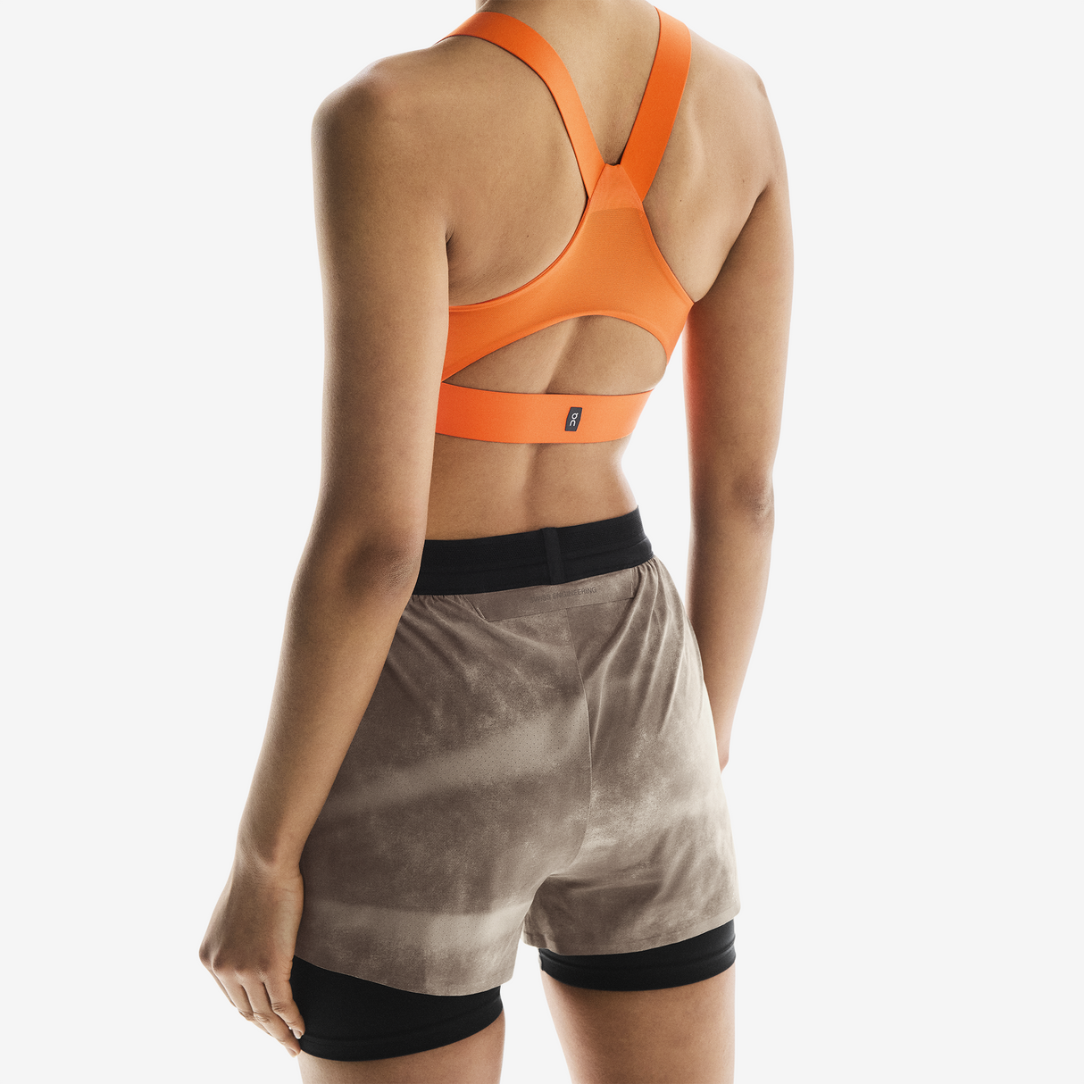 On - 3" Performance Shorts AOP - Femme