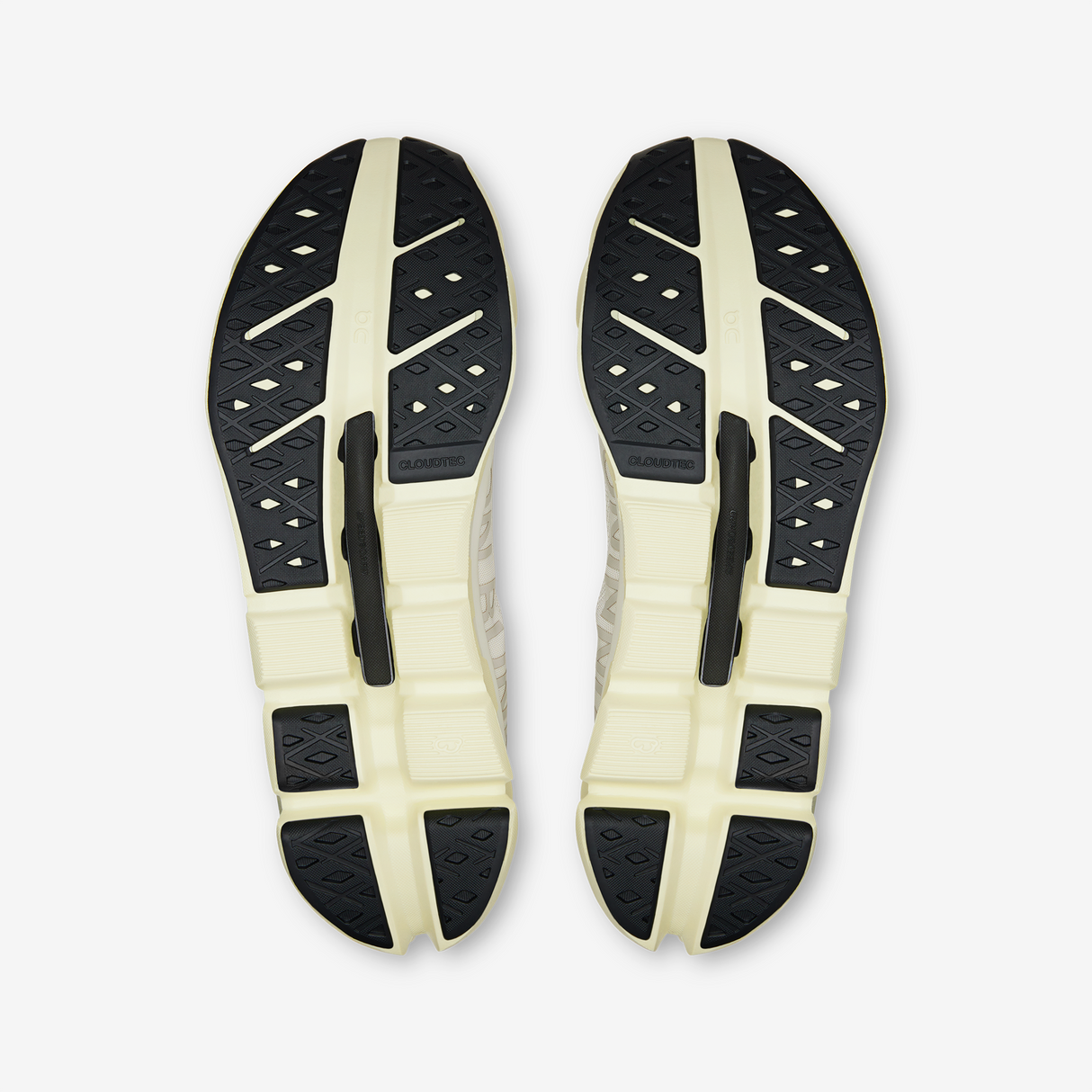 On - Cloudflow 5 - Femme