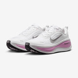 Nike - Vomero Plus - Femme
