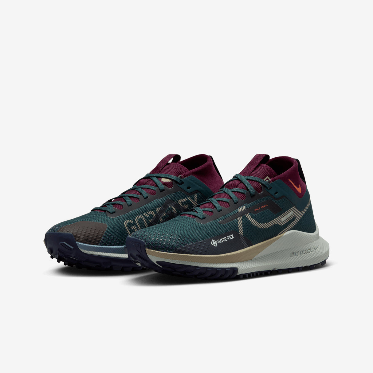 Nike Women's Pegasus Trail 4 GTX