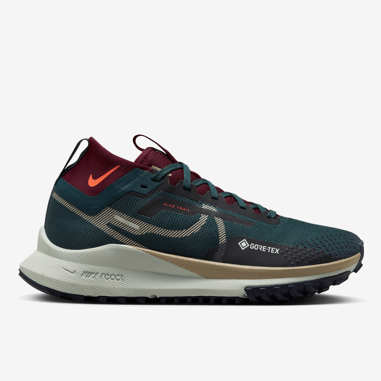 Nike Women's Pegasus Trail 4 GTX