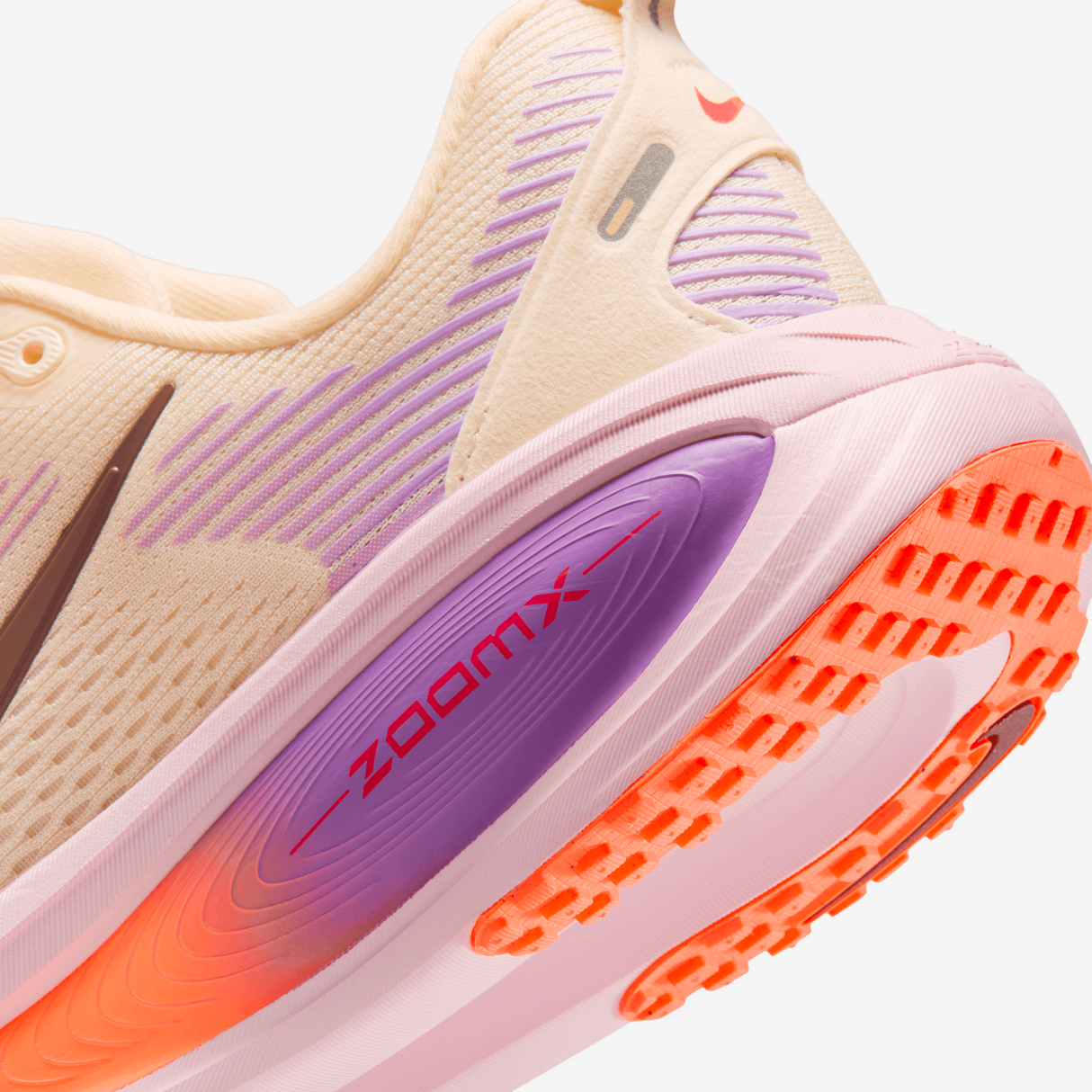 Nike - Vomero 18 - Femme