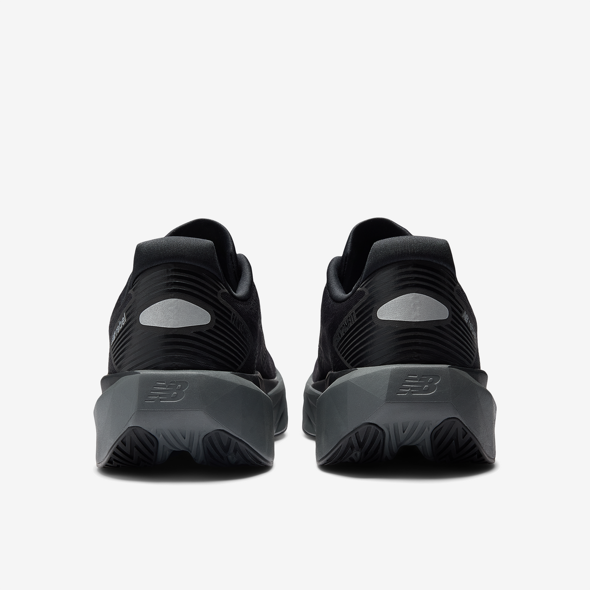 New Balance - FuelCell Rebel v5 - Homme