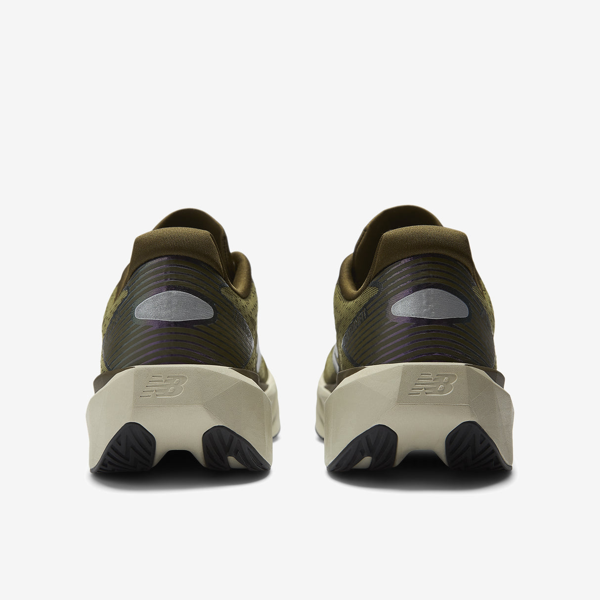 New Balance - FuelCell Rebel v5 - Homme