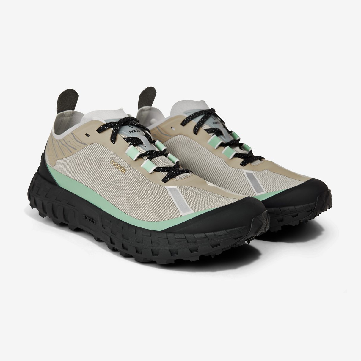 Norda - 001A - Femme