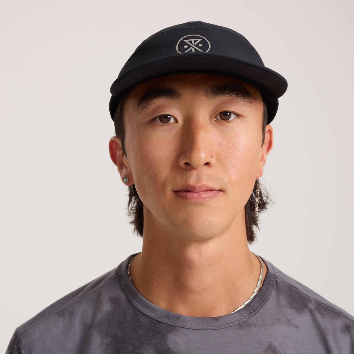 Roark - Alta Elite Run Hat Strapback Hat - Noir