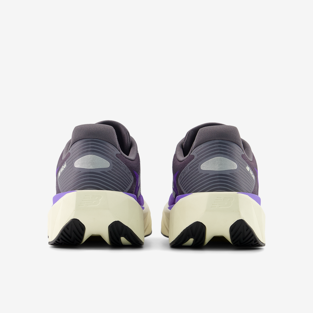 New Balance - FuelCell Rebel v5 - Femme