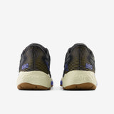 New Balance - 880 v13 GTX - Large - Women's