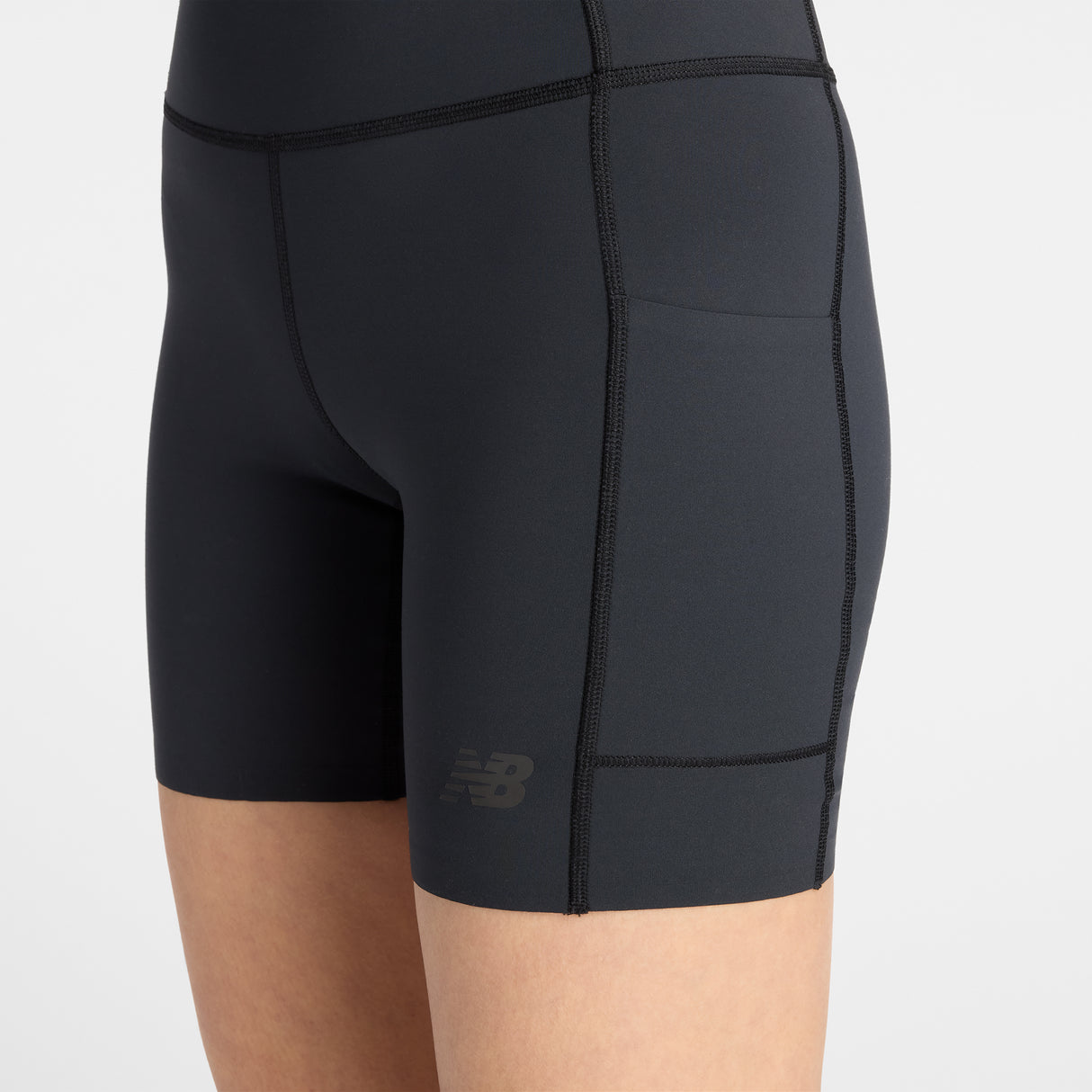 New Balance - Sleek Race Storage Short - Femme