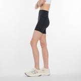 New Balance - NB Sleek Pocket High Rise Short 6 - Femme
