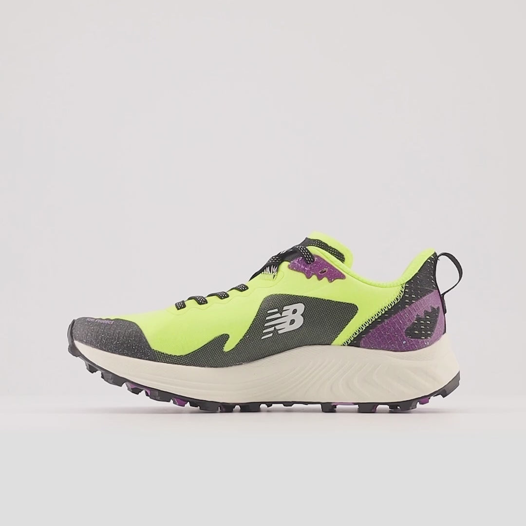 New Balance - FuelCell Summit Unknown V3 - Women's