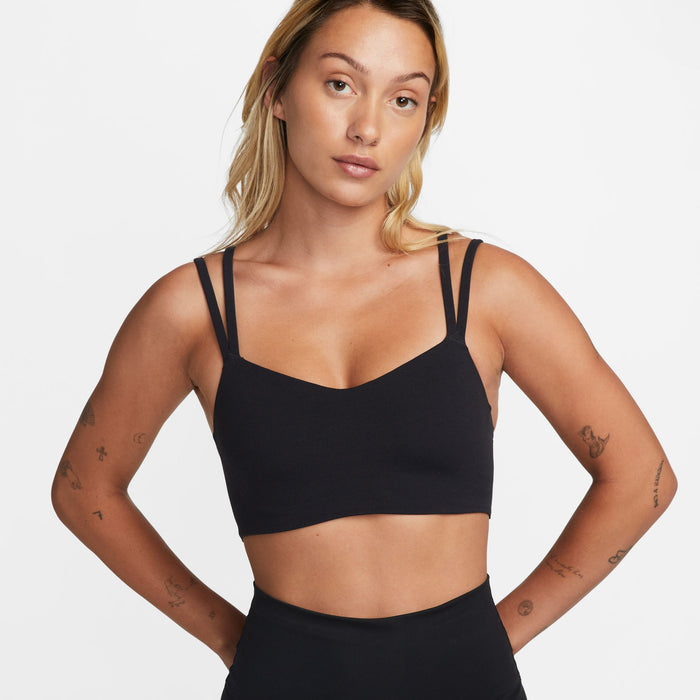 Nike Women's Alate Trace Light-Support Padded Strappy Sports Bra — Le  coureur nordique