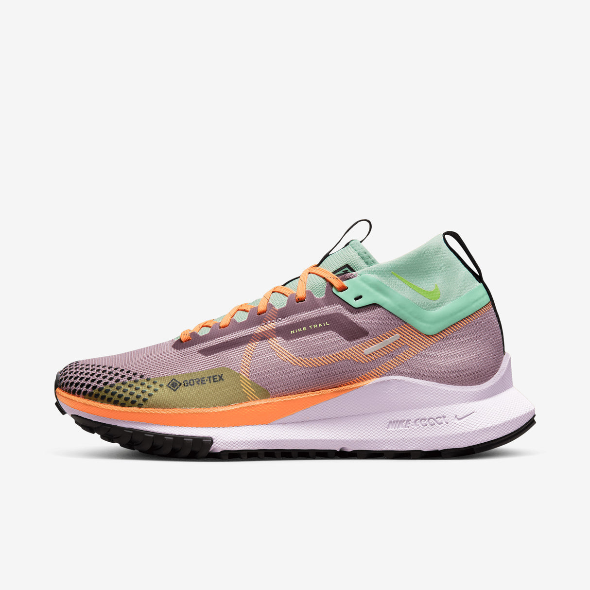 Nike Women's Pegasus Trail 4 GTX