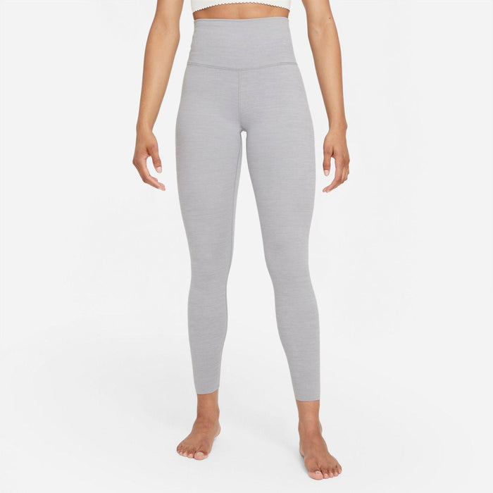 Nike Women's Yoga Luxe 7/8 — Le coureur nordique